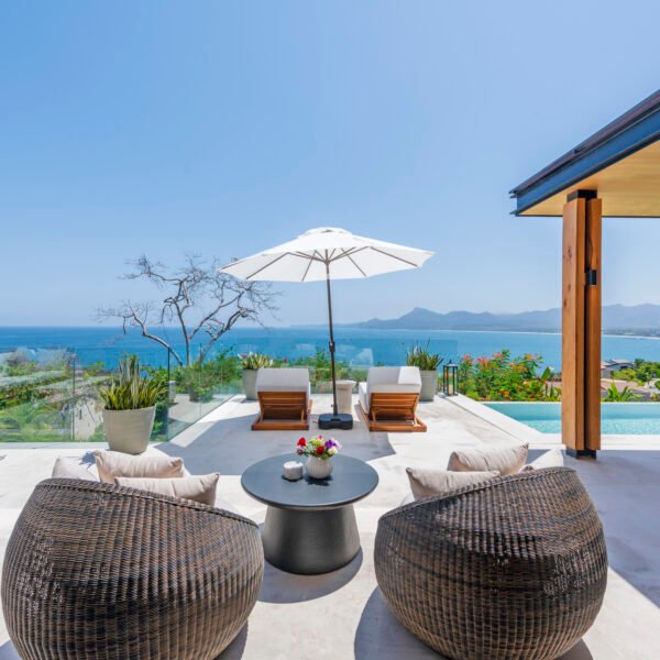 POOL AREA - d