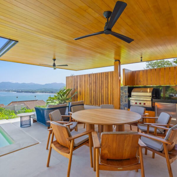 Terrace dining table