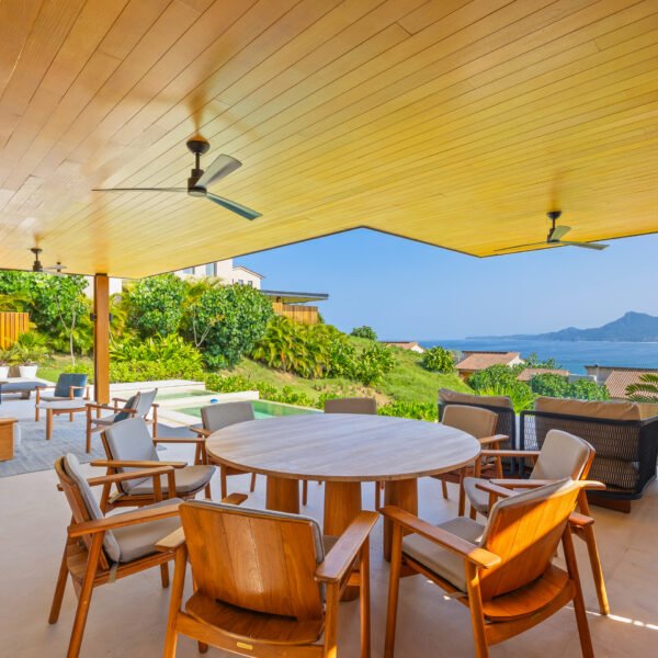 Terrace dining table