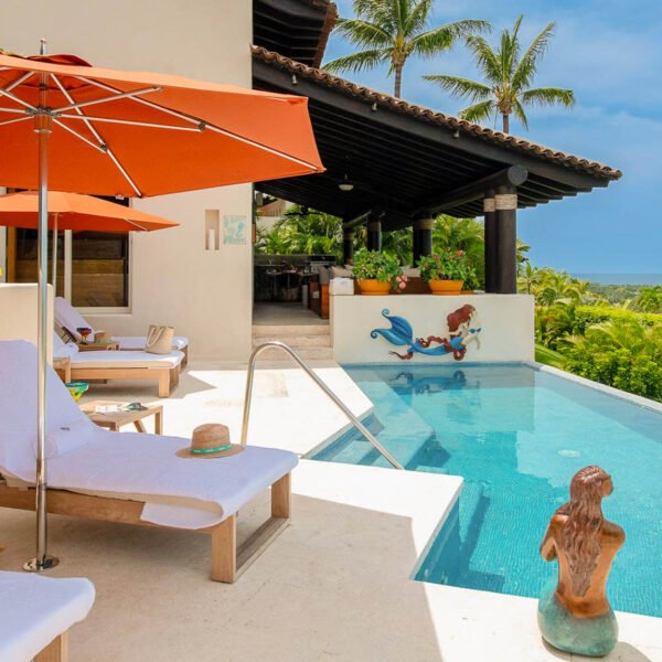 MX Ocean View Villa with Old School Four Seasons Charm Tripwix MX0486 0020