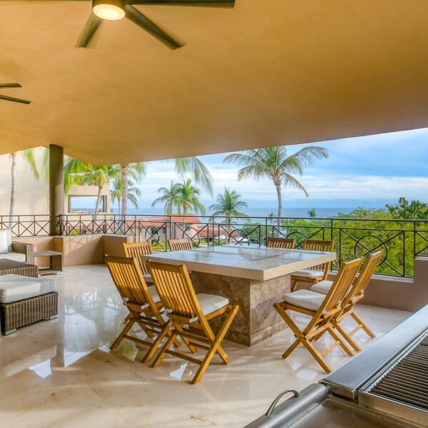 Terrace dining table