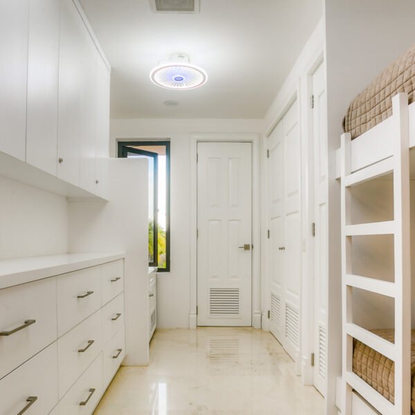 Bedroom 4 (bunk beds)